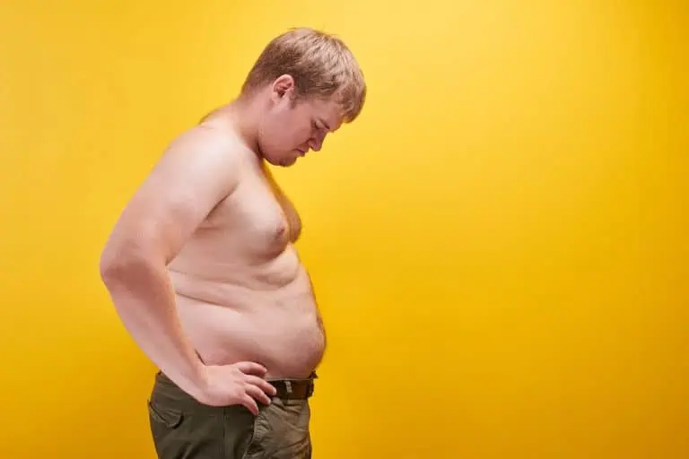 Visceral Fat in Men: 3 Dangers and How to Prevent It