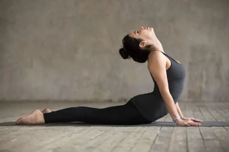 7 Best Ab Stretches to Do After a Body Contouring Session