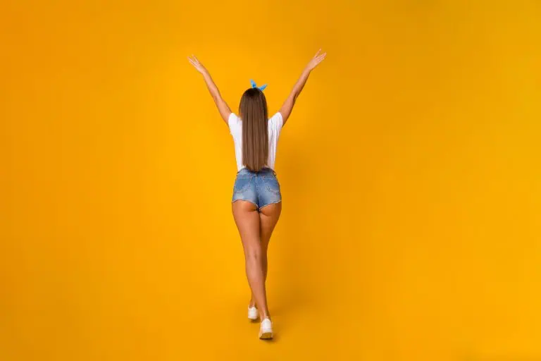 3 Simple squats to lift your booty!